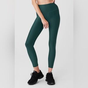 7/8 High-Waist Airlift Legging in Midnight Green